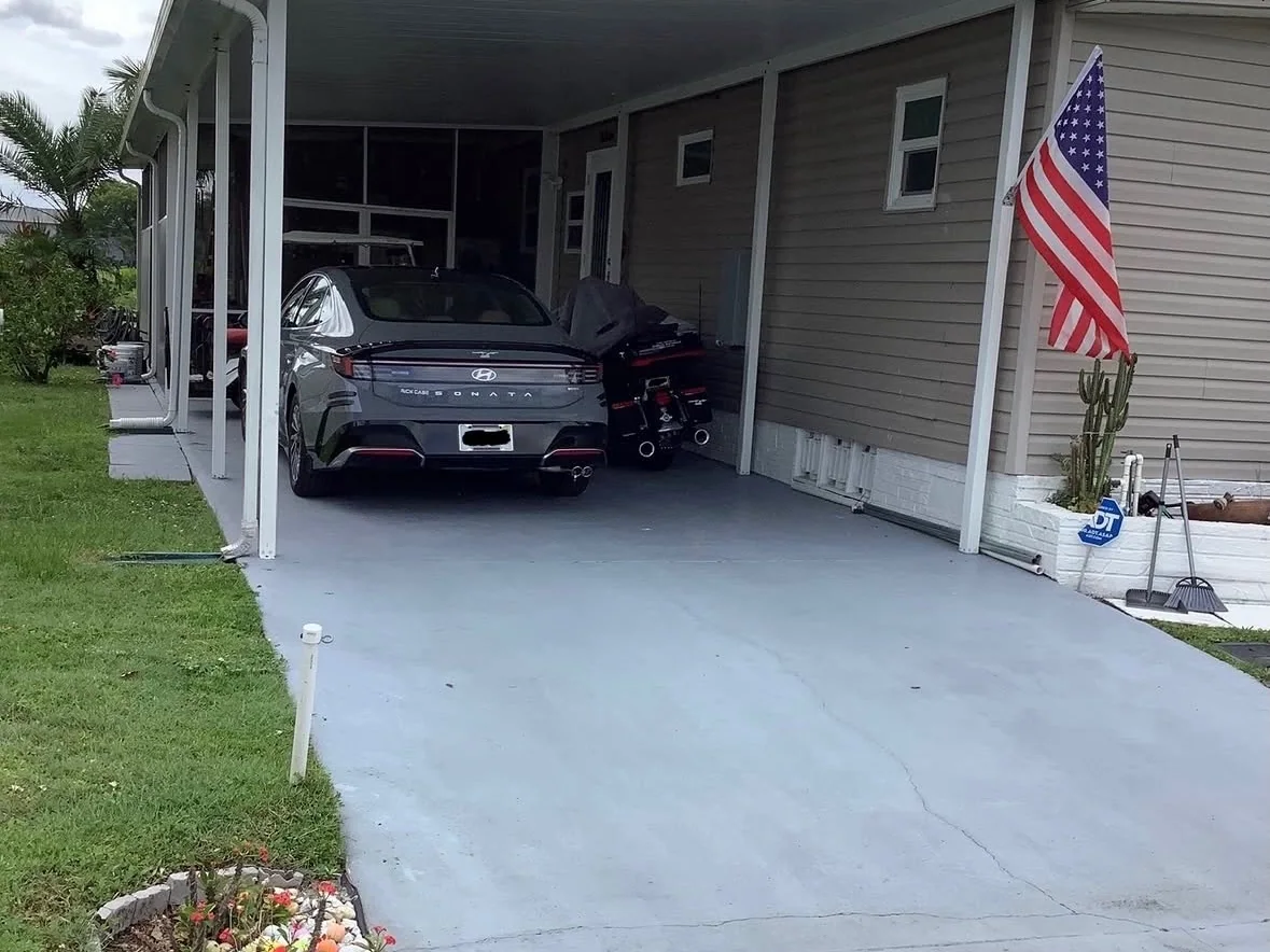 Front Driveway in Boca Raton before coating